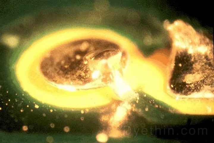 During processing, this raised pad occurred after wave soldering During processing, this raised pad occurred after wave soldering