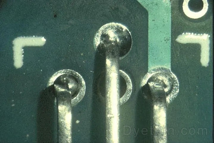 Solder failed to wet the through-hole surface here Solder failed to wet the through-hole surface here