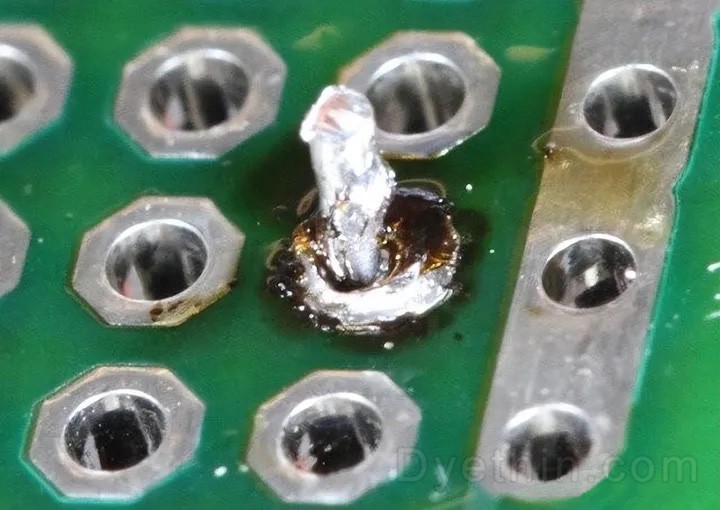 Burnt solder joint (more like burnt solder mask) Burnt solder joint (more like burnt solder mask)