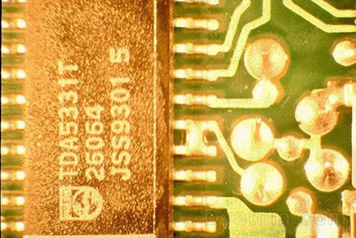 Welding short circuit on SOIC device Welding short circuit on SOIC device